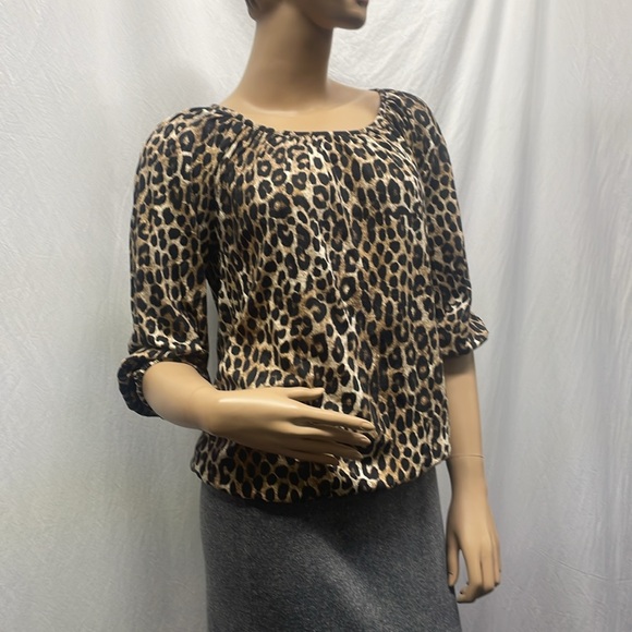 MICHAEL Michael Kors Cheetah Print Pullover 3/4 Sleeve Top - Picture 8 of 9